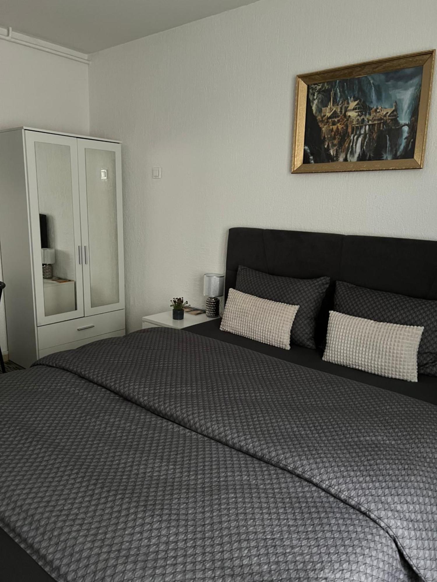 Luxrooms - Hotel Type With Private Jacuzzi Бйеловар Екстериор снимка